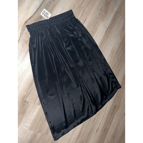 Vintage Pleated V Front Skirt - Picture 4 of 5